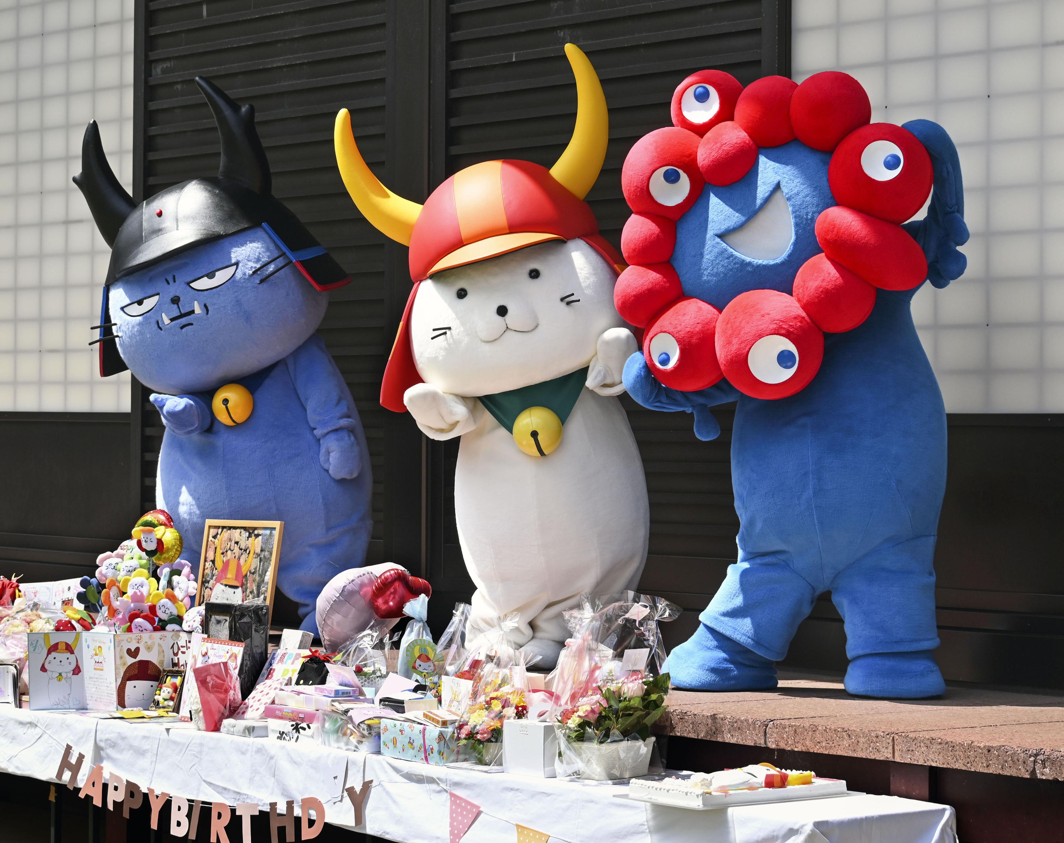 ひこにゃん18回目の誕生日 滋賀・彦根城でセレモニー - 産経ニュース