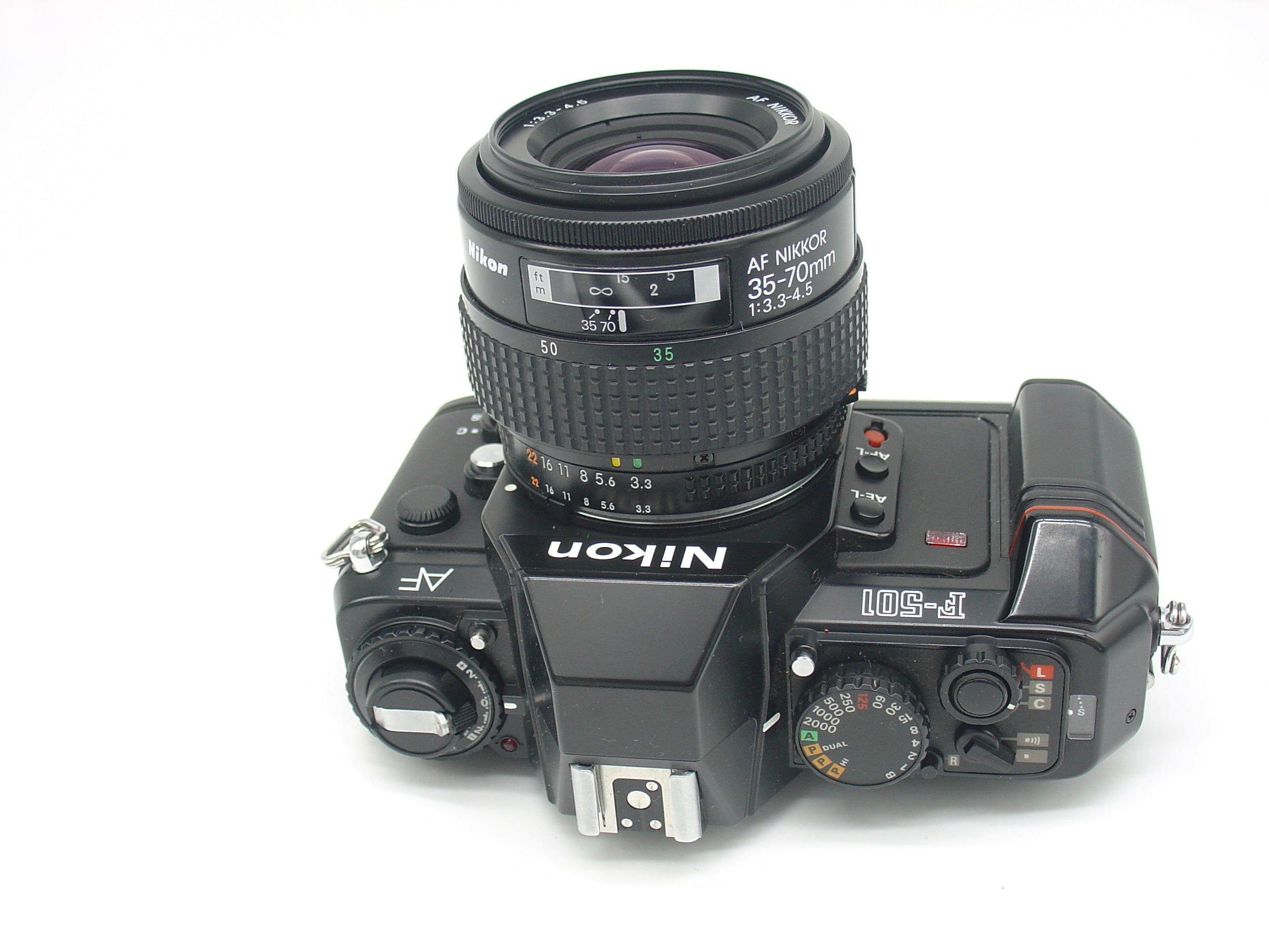 Nikon F-501 SLR film camera with zoom lens | Classic Cameras AU