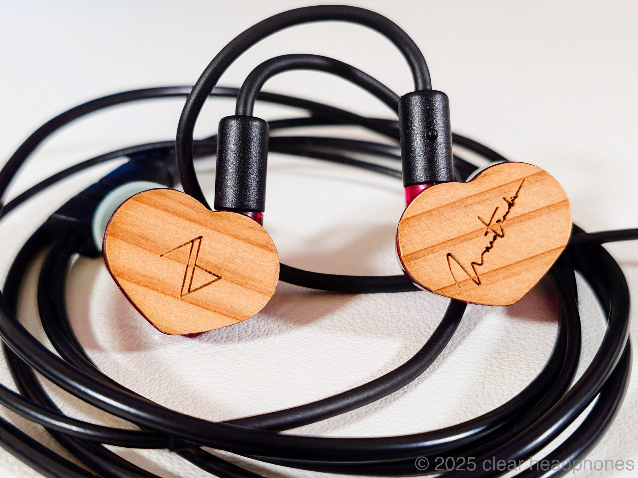 Maestraudio MA910SR DC レビュー 美しい弦を聴く。 | サク見 聴き込み