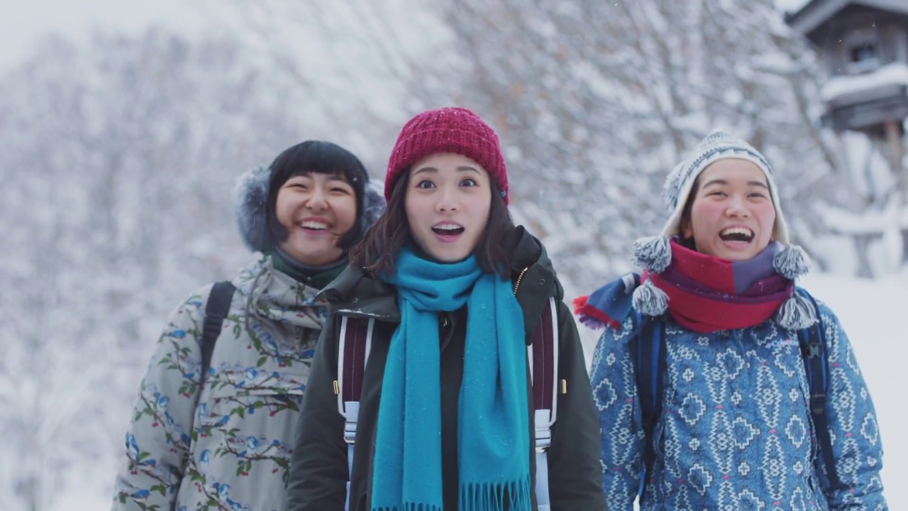 JR東日本 行くぜ、東北。「冬のごほうび 雪の温泉」篇 × 松岡茉優 – CM