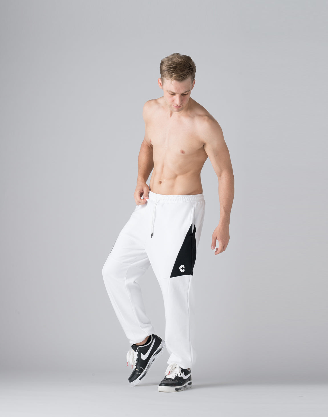 CRONOS ホワイト ジャージ CRONOS ホワイト ジャージ Lサイズ - メルカリ