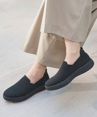 撥水/抗菌防臭】多機能ニットシューズ（ウィメンズ向け） / steppi