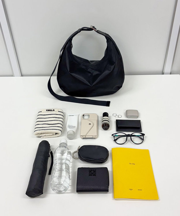 3/4～価格改定》クラウズナイロンラウンドビッグショルダーバッグ(CE