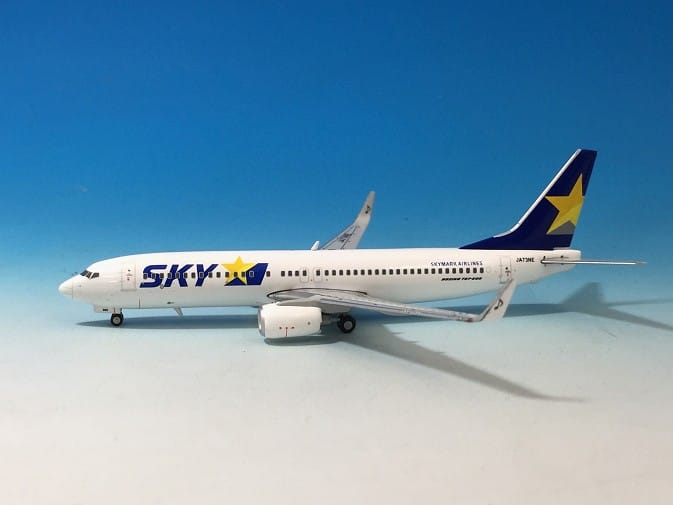 BC4010 GEMINI JETS SKYMARK AIRLINES B737-800W JA73NE 音符 1:400