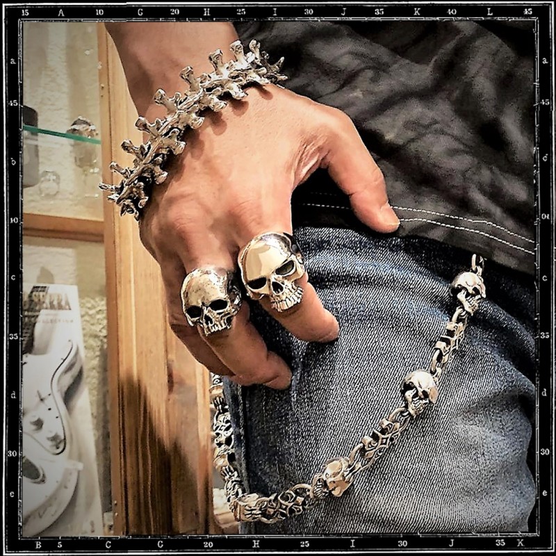 Spine link bracelet (Large)