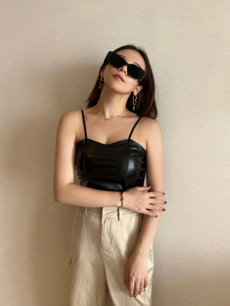 フェイクレザーレースキャミソール DPB56006 – CRAMMY