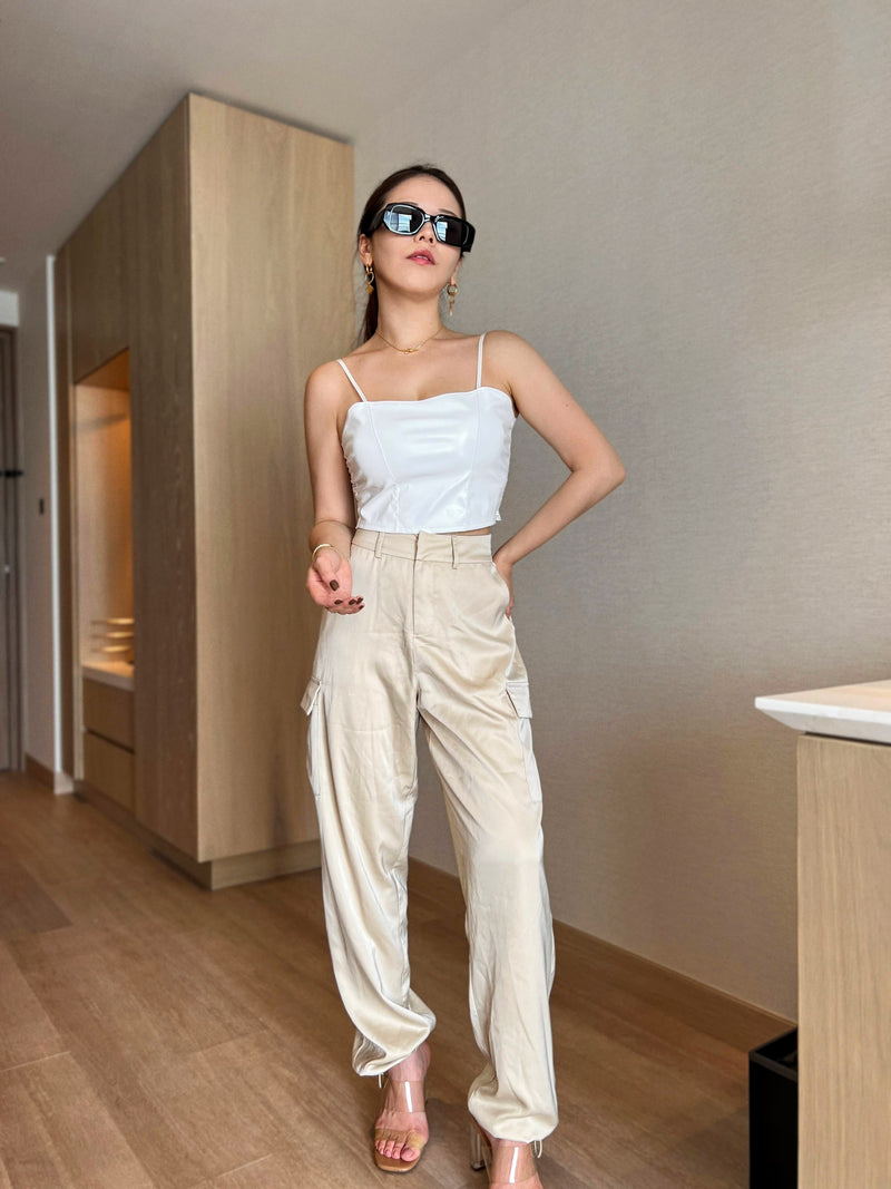 フェイクレザーレースキャミソール DPB56006 – CRAMMY