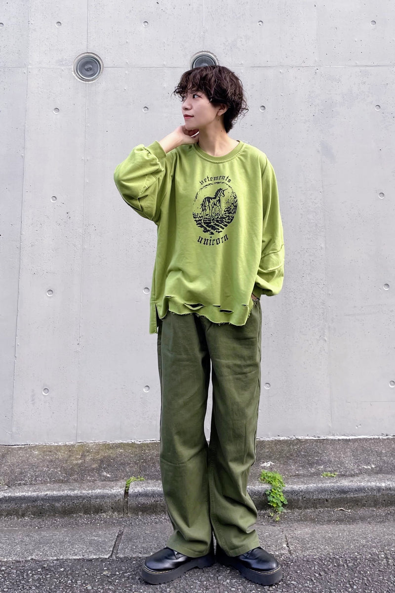 グリーンダメージスウェット DPA96068 – CRAMMY