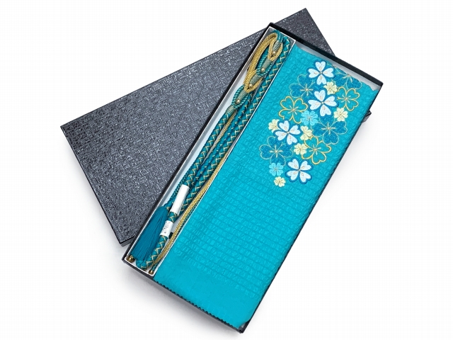 振袖用 正絹 帯揚げ 帯締めセット刺繍入り帯上げ 手組の帯〆 化粧箱