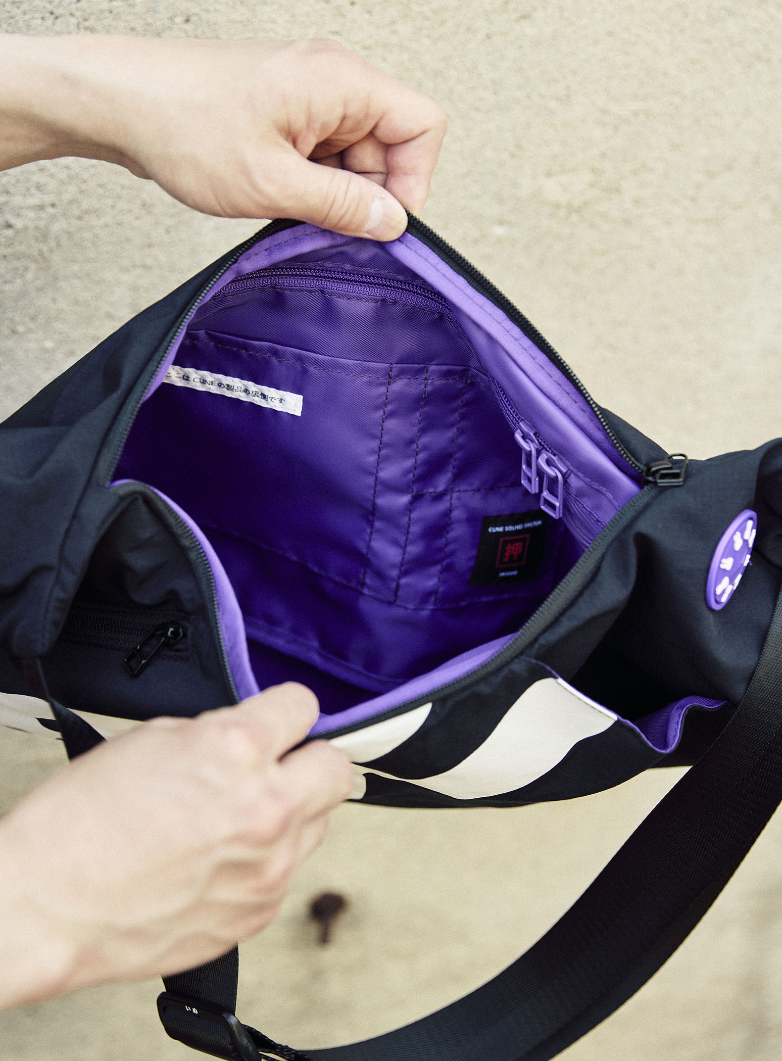 ナイロンラウンドショルダーバッグ｜ウサギがいる｜CUNE ONLINE STORE