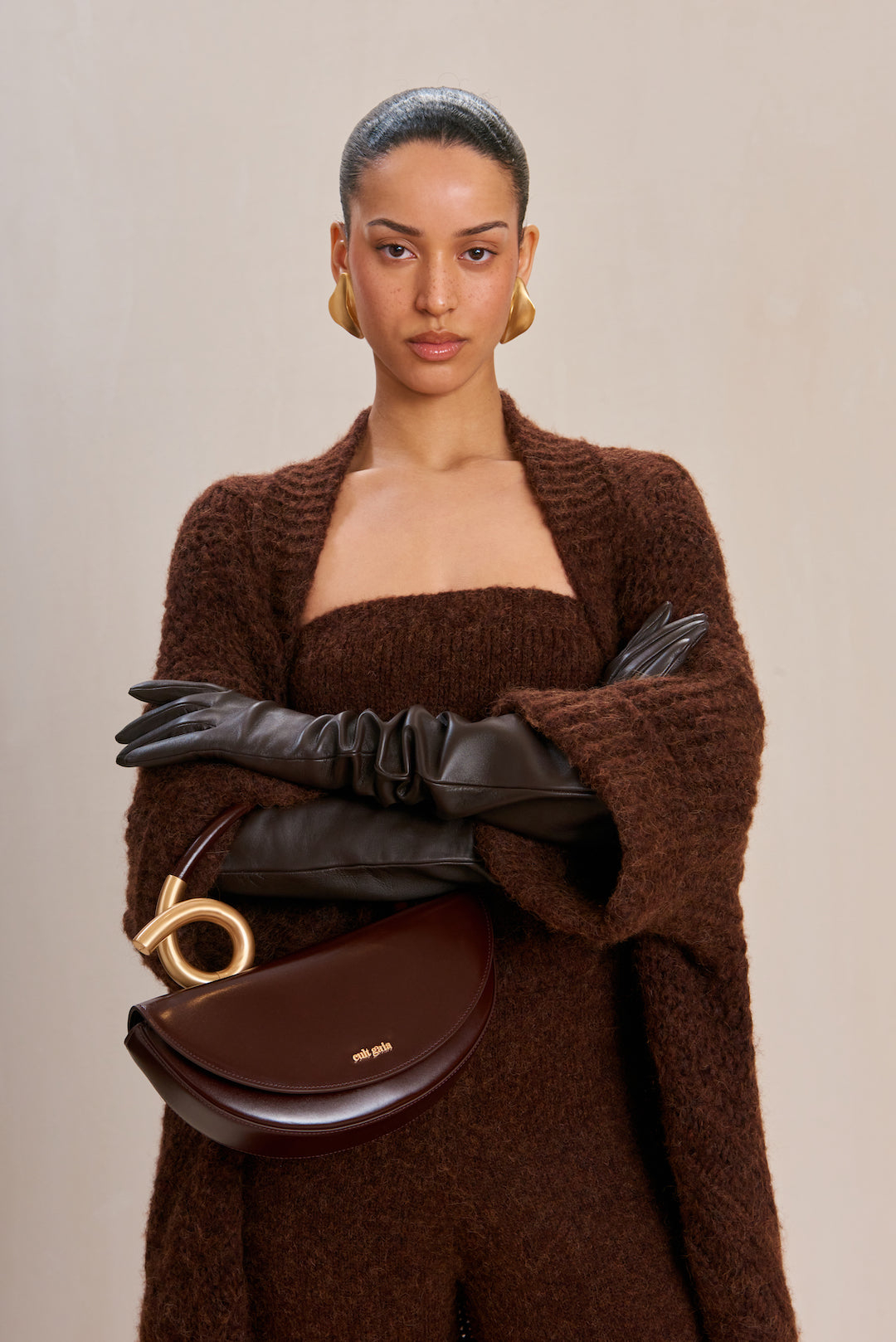 ZYA GLOVE - ESPRESSO – CULT GAIA