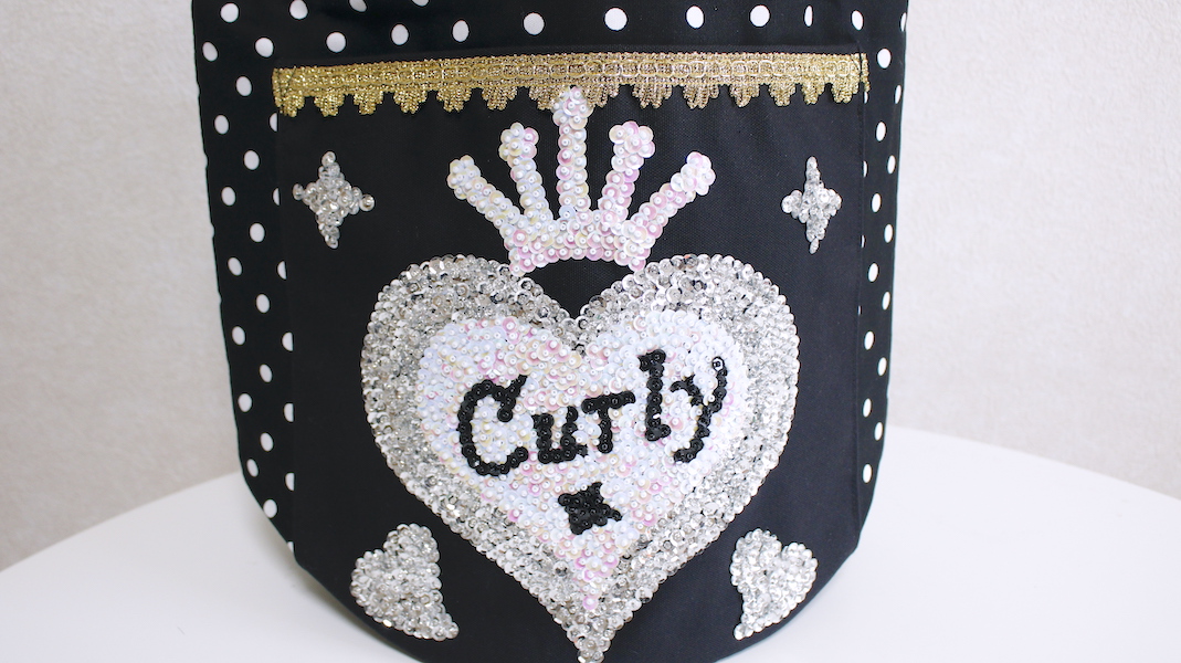 スパンコールポケット付きトートバッグ☆ハート x ドット - カーリー