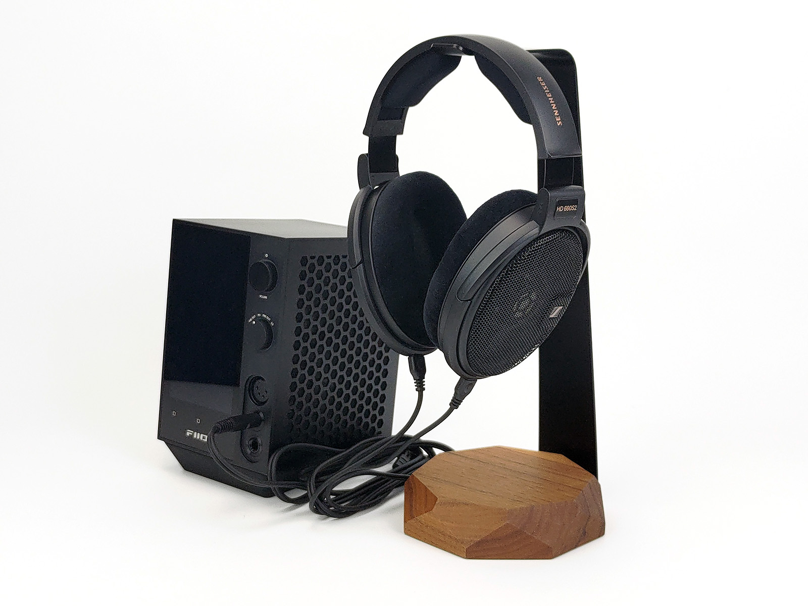 Sennheiser HD 660S2 Hands-on Review: Improving a Masterpiece