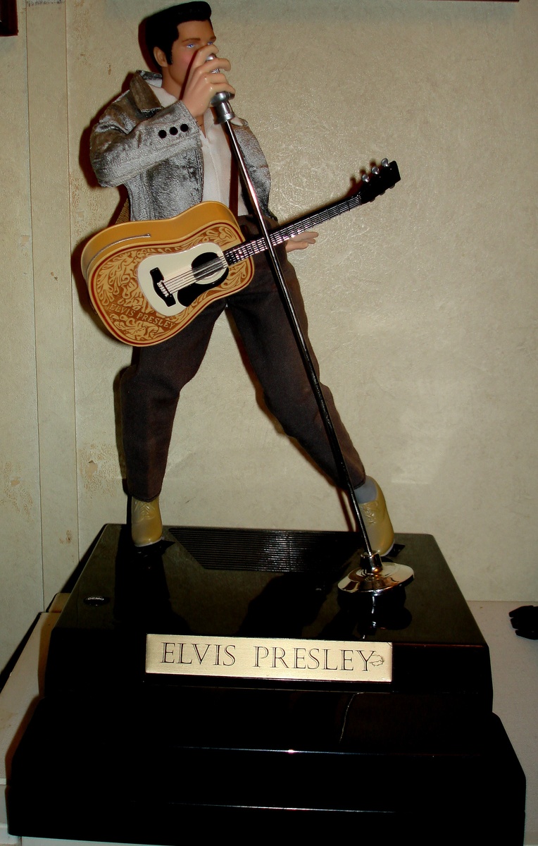 Elvis Presley Telephone | Collectors Weekly