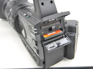 ファイルベース収録カメラ最新案内]特別編 キヤノンXF300/305