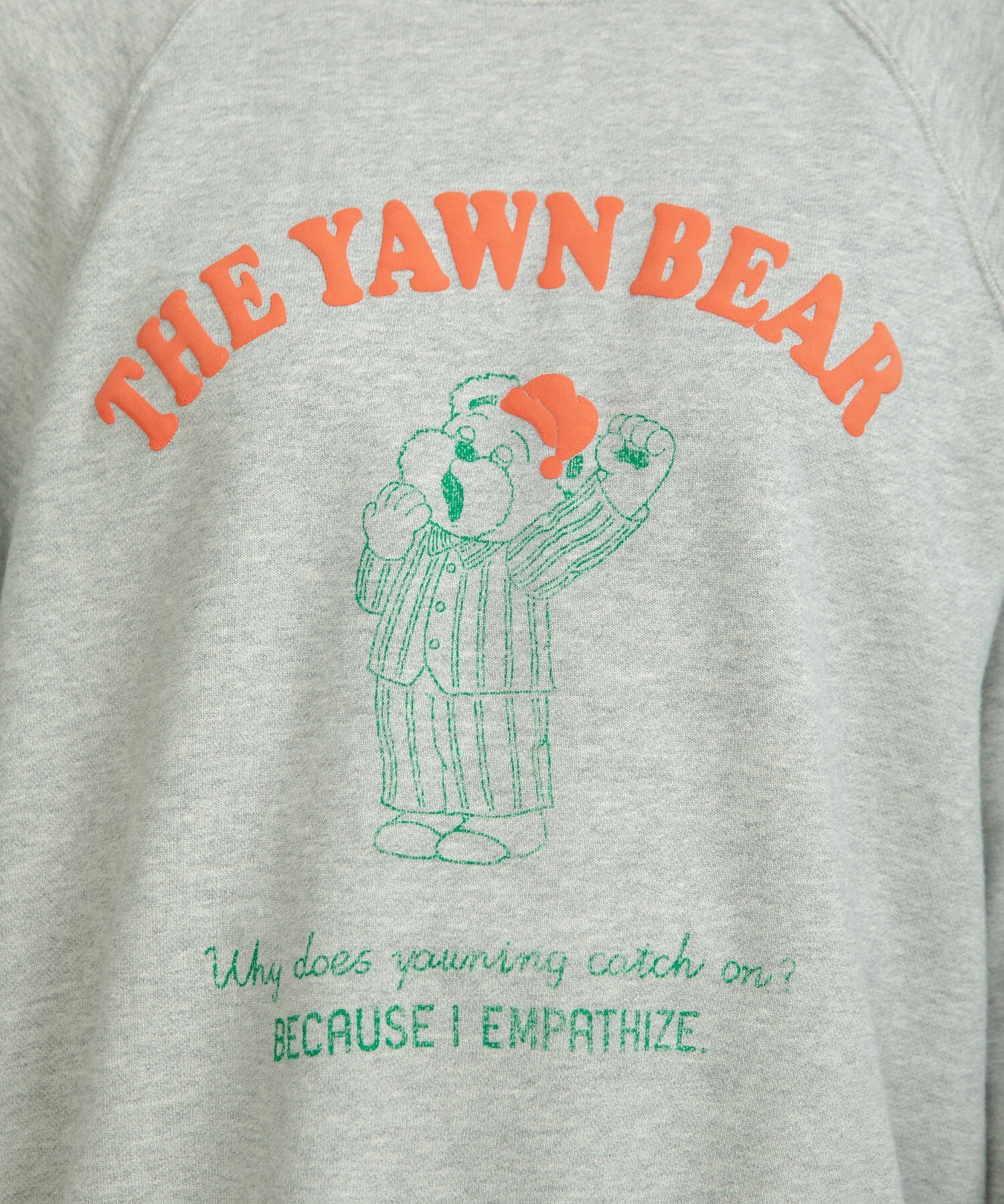 AMBIDEX Store ○30/10裏毛 眠たいくまプリントスウェット(F キナリ