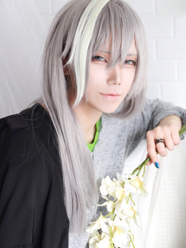 Re:vale×Re:IT 千 | 「コスらぼっ!」コスプレイヤーのためのSNSアプリ