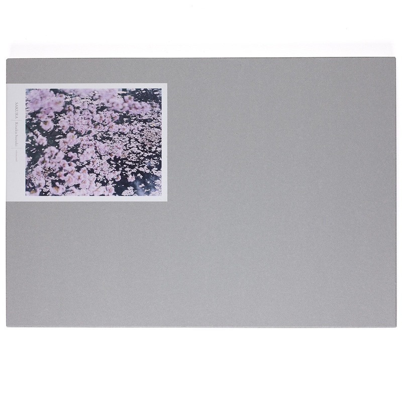 Sakura - 鈴木理策 | shashasha 写々者 - 写真集とアートブック