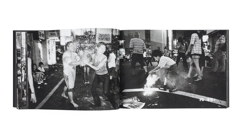 新宿迷子 - 梁丞佑 | shashasha 写々者 - 写真集とアートブック