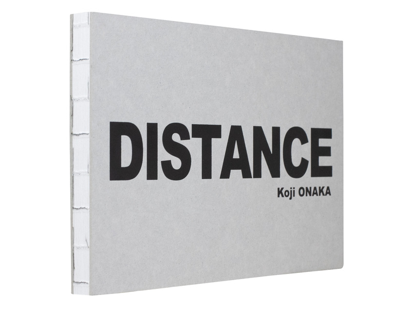 Distance - 尾仲浩二 | shashasha 写々者 - 写真集とアートブック