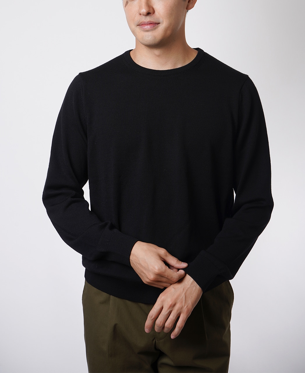 クルーネックセーター（12ゲージ）(48 ブラック系): メンズ