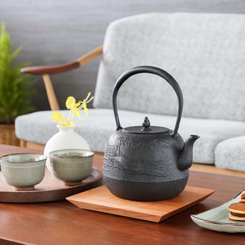 南部鉄器 薫山工房 Nambutetsubin 南部鉄瓶 棗型 伝統工芸品 金属製