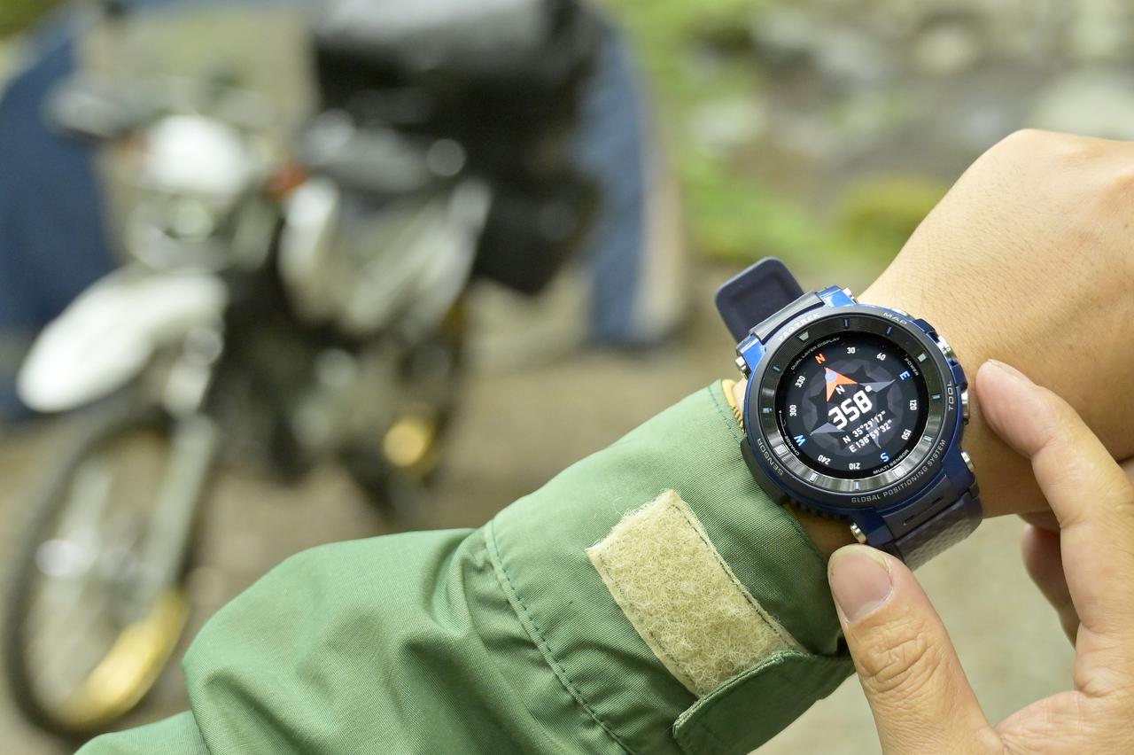 バイクで使うともう手放せない！ カシオの最新スマートウォッチ