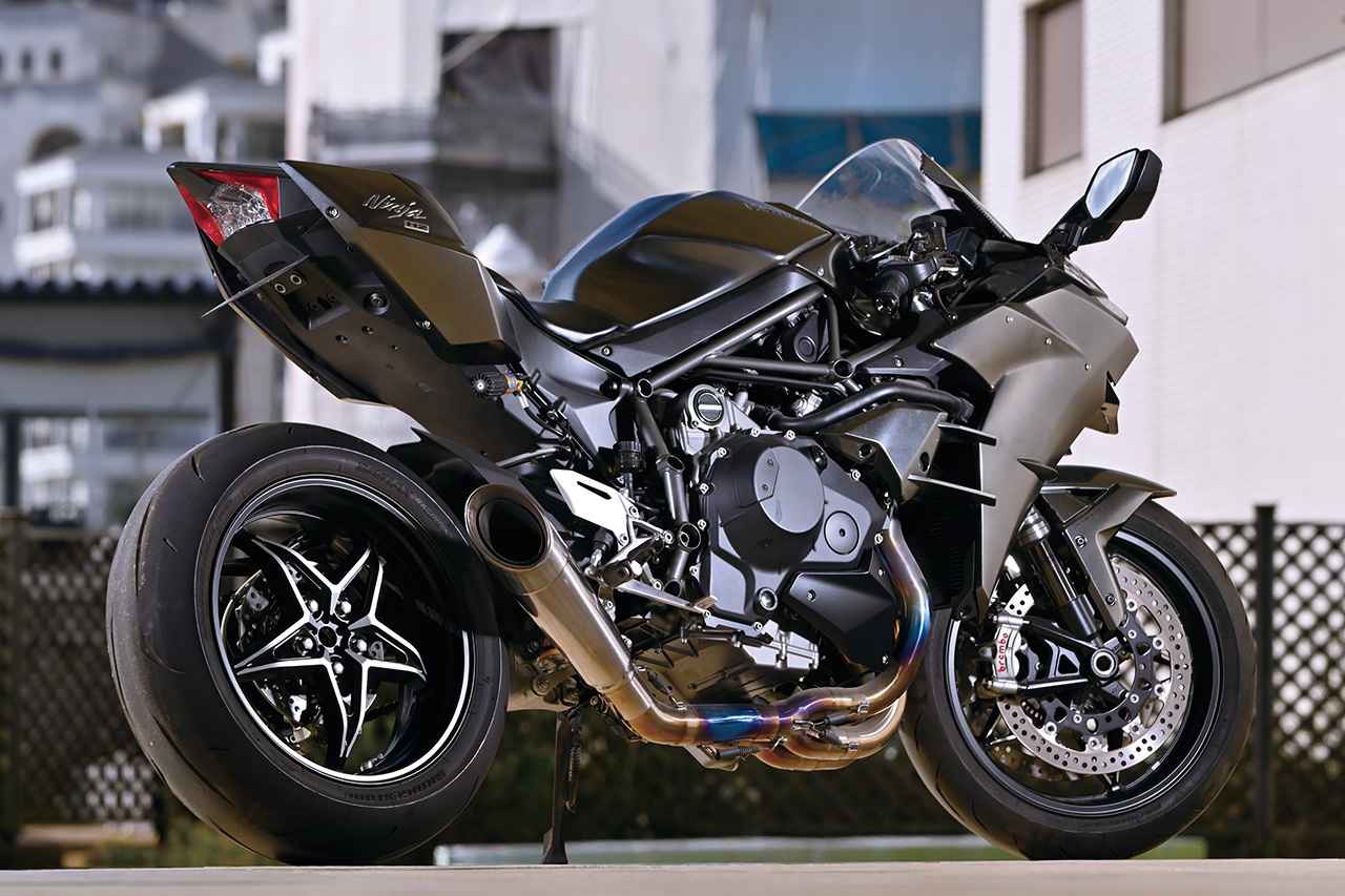 映画『トップガン マーヴェリック』のバイクの車種は何？ トム