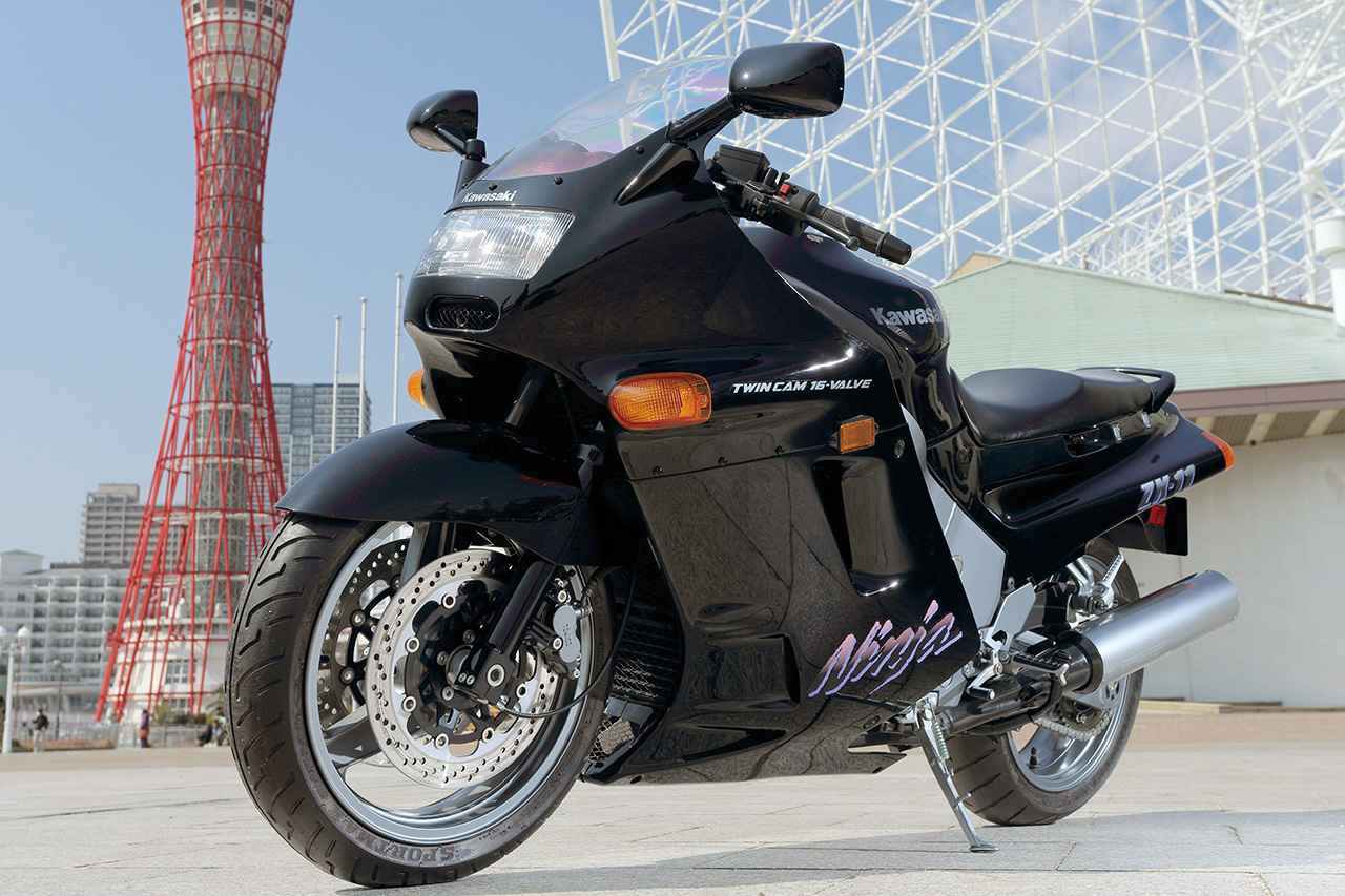 カワサキ「ZZ-R1100」1990年｜怪力・快速・快適の三拍子が揃ったオール
