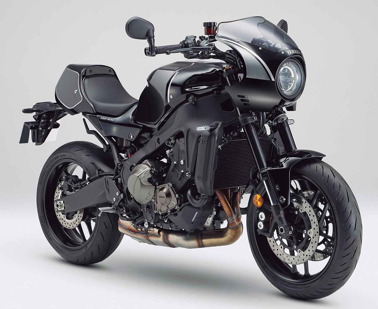 ヤマハ「XSR900」の純正アクセサリーパーツを紹介｜カスタムすれば