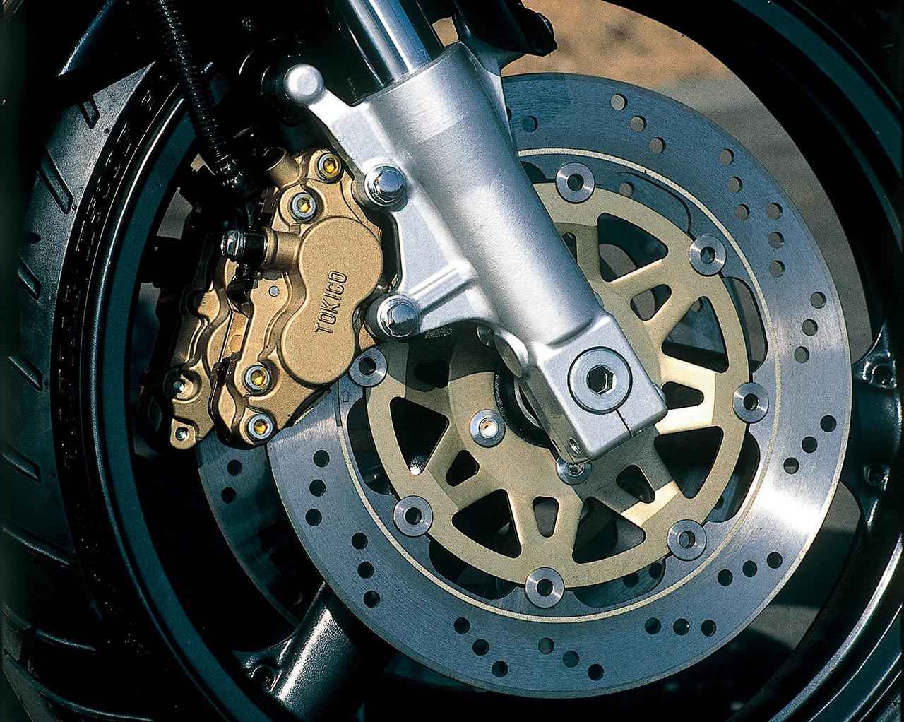 カワサキ「ZXR400（ZX400H）」（1989年）｜活き活きと回るエンジンに