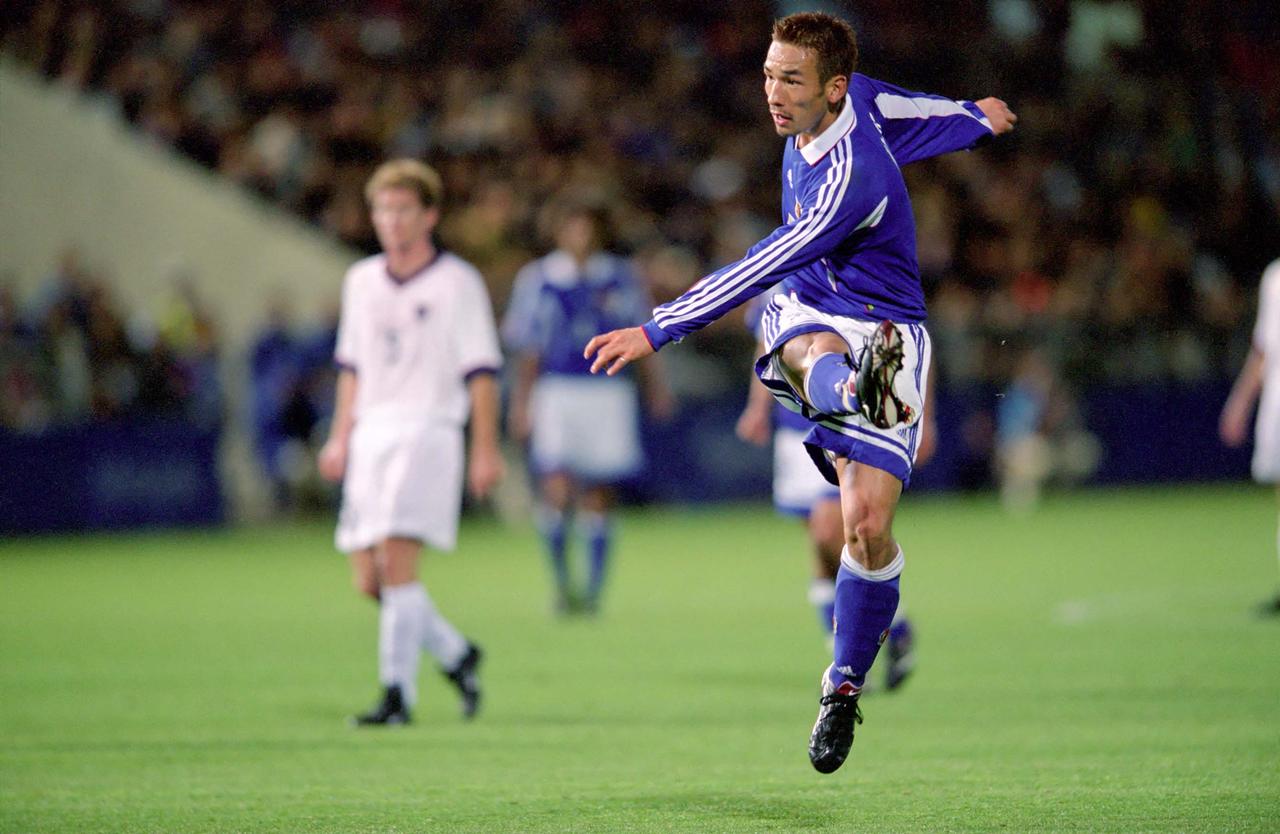 サッカーコラム9月編】本山雅志を起用せず、中田英寿がPK失敗。2000年