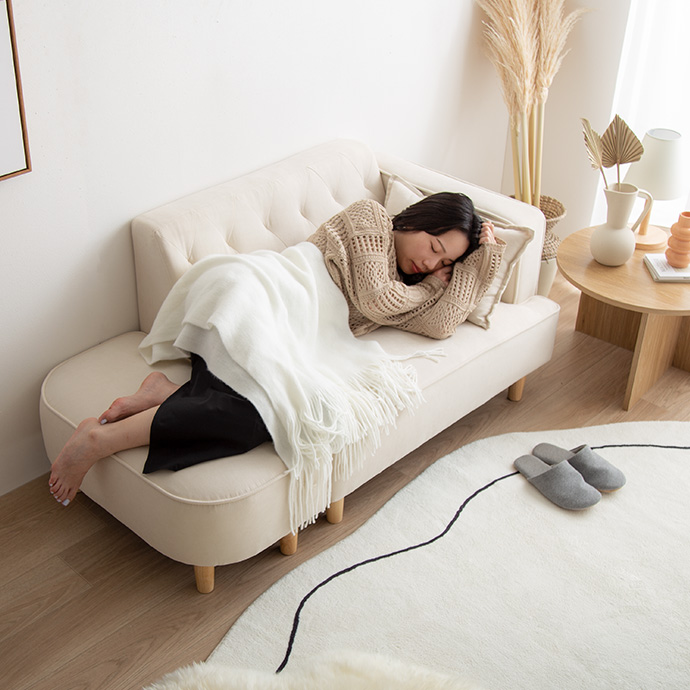 g118018]【幅135cm】Emilia オットマン付き2人掛けソファ 2人掛け