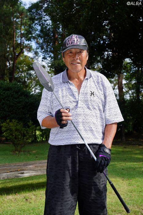 ジャンボ尾崎が監修！ オリジナル練習器具“MANBURI”って？ - ゴルフ