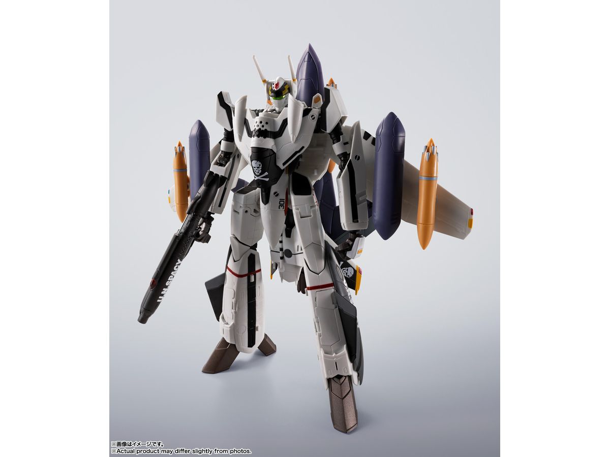 HI-METAL R VF-0Sフェニックス(ロイ・フォッカー機) + QF-2200D-B