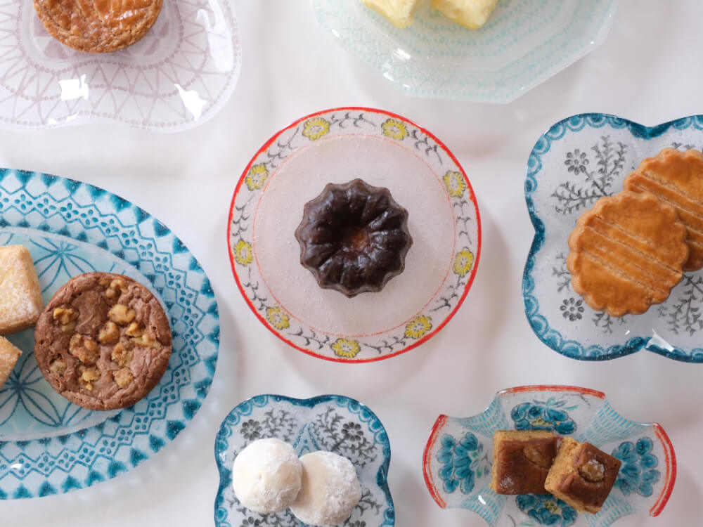 美しい色彩と繊細な絵柄にうっとり。食卓を彩る「竹中悠記」さんの器