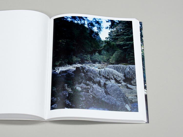 FOREST 印象と記憶1989-2017 - 上田義彦| moom bookshop - 藝術書籍與雜誌