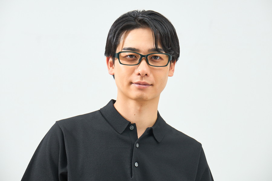 スペシャルプライス]幅広いシーンに最適なスクエア型（ZA251011-62A1