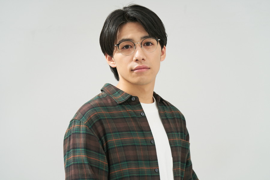 目元に華やかさをプラスするメタルフレーム/CLASSIC[中顔面短縮みえ