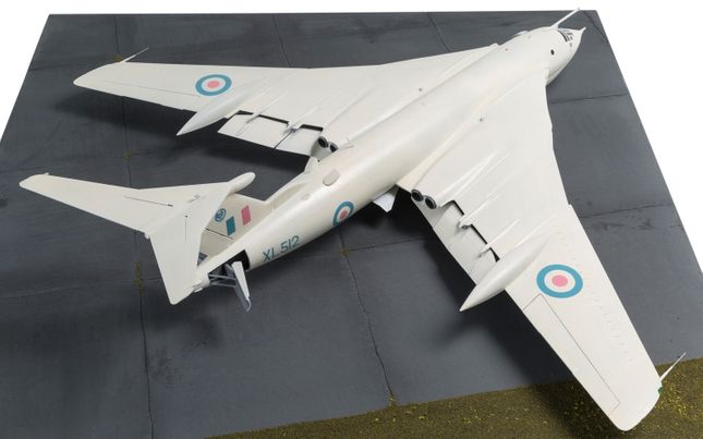 A12008 Handley Page Victor B.2 1:72