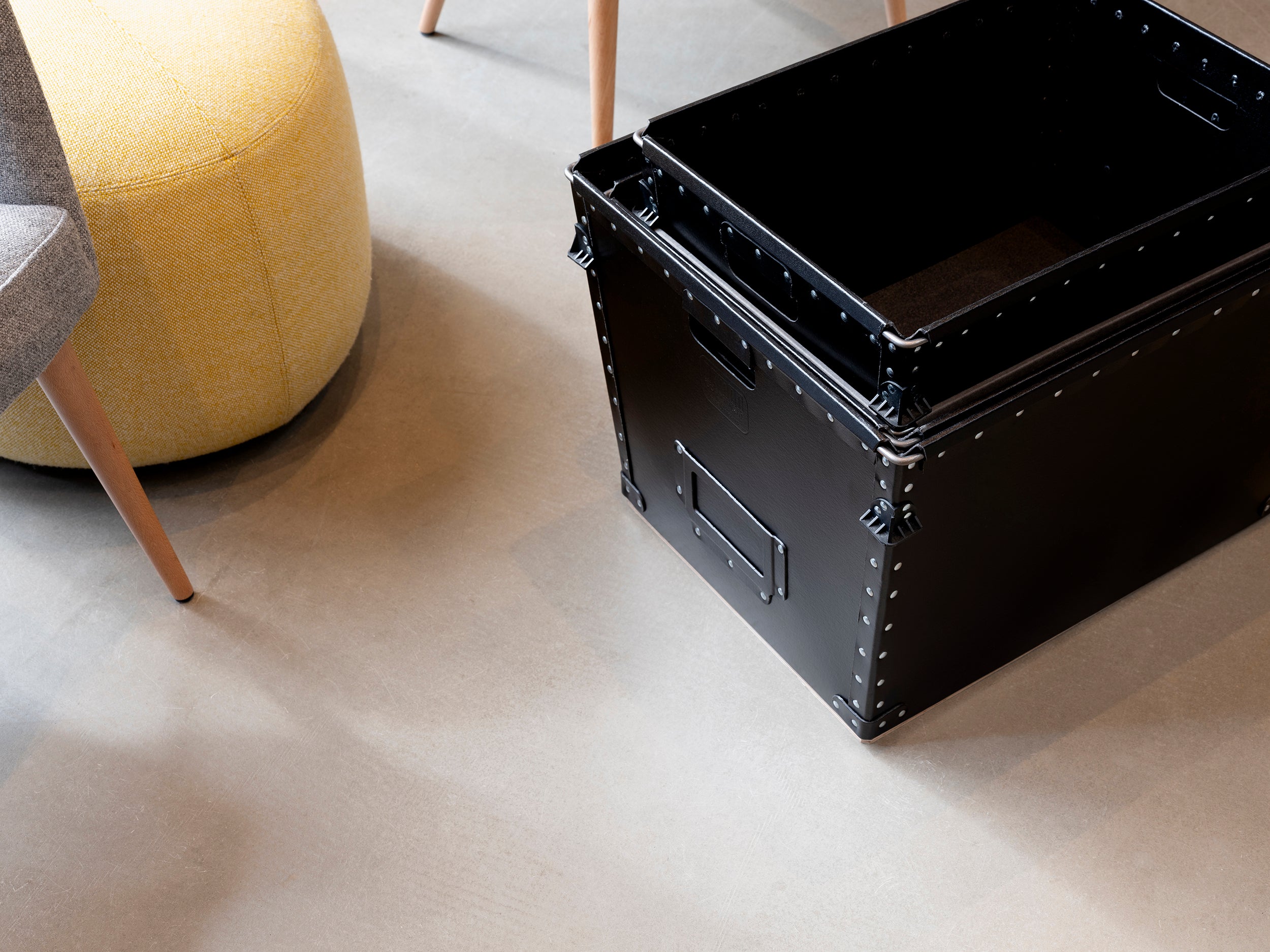 Damon Containers - Premium Storage Containers - Made In England