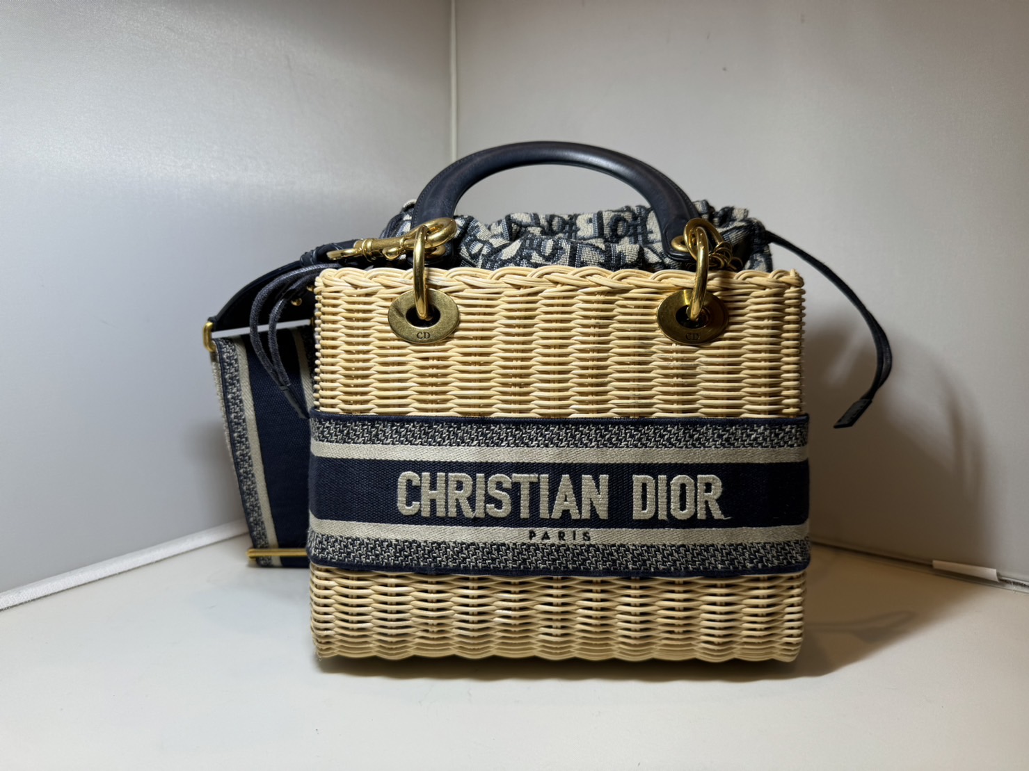 買取実績 ディオール カゴバッグ ネイビー M0505CMVO - ブランド買取の