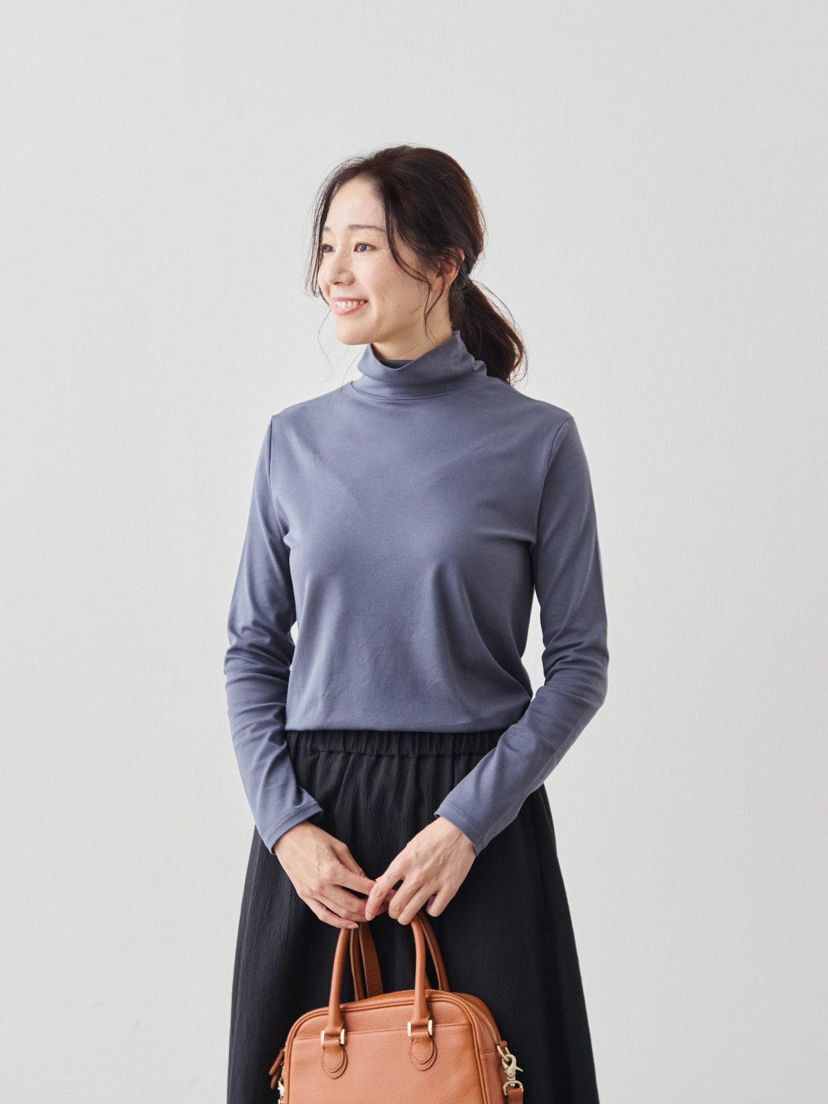 スビン綿のベーシックタートルネック/ソフト仕上げ/グレー | Factelier