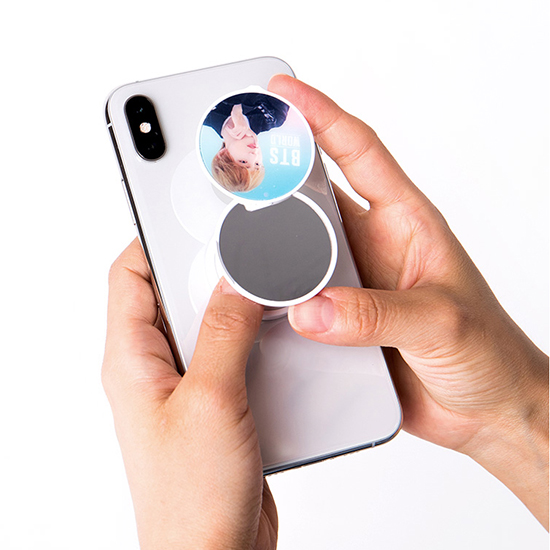 BTS WORLD]ミラースマホグリップ【Jin】 | KOBUNSHA SELECT SHOP