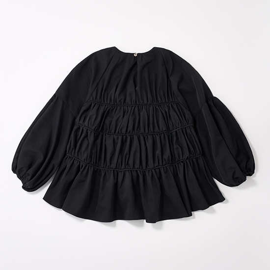 THREE SQUARE]ティアードギャザーブラウス | KOBUNSHA SELECT SHOP