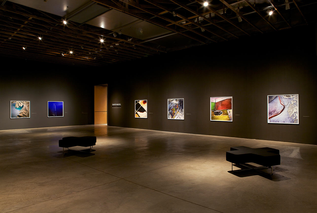 David Maisel / Black Maps – American Landscape and the Apocalyptic