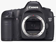 キヤノン、フルサイズCMOS搭載のデジタル一眼レフ「EOS 5D」