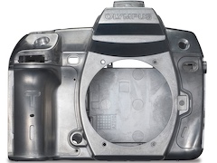 オリンパス、Eシステム旗艦モデル「E-3」