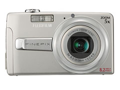 富士フイルム、エントリー向けの「FinePix J」シリーズ2機種