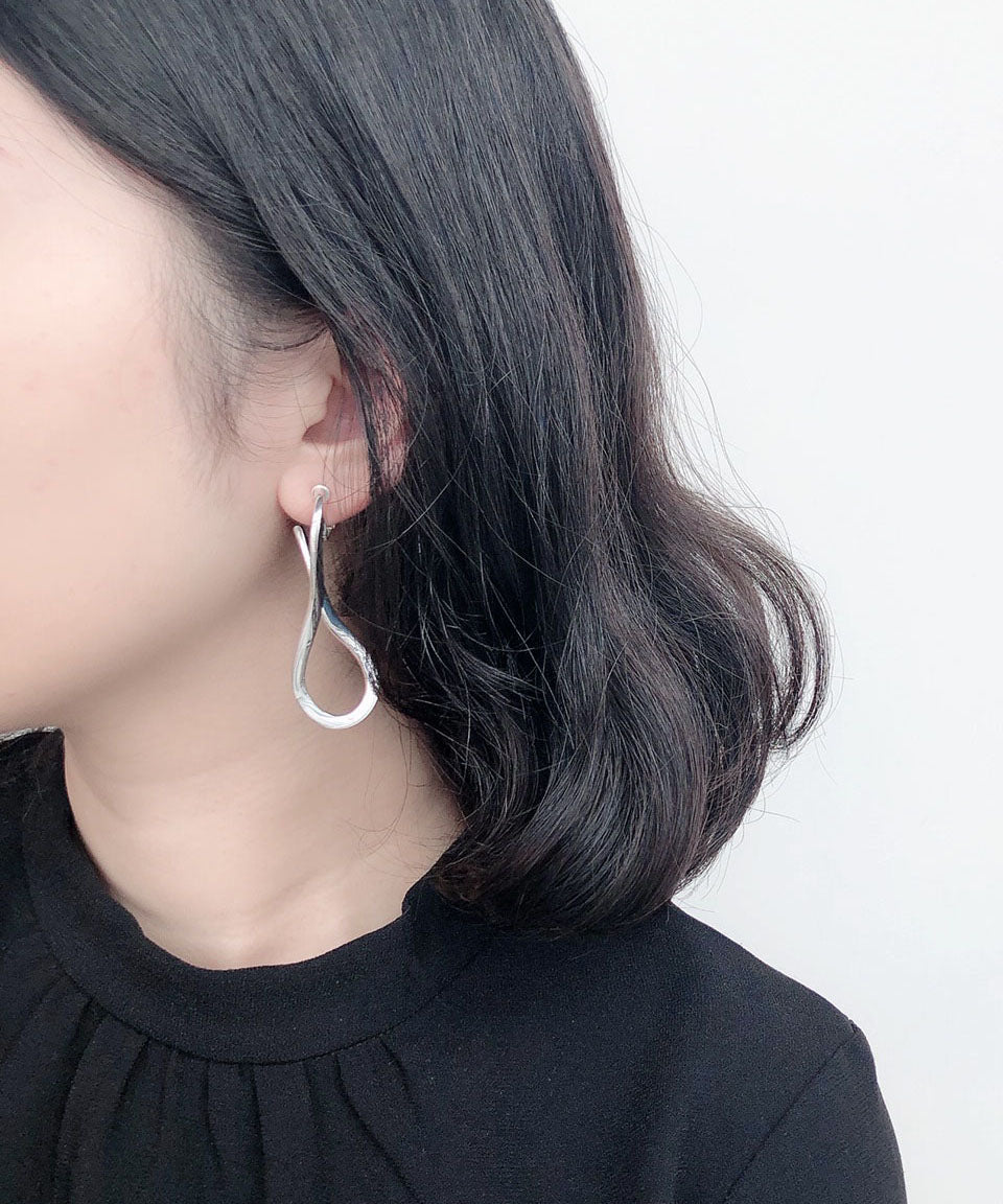 blanc iris/ブランイリス haricot earrings(SV) | イヤリング